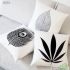 17 روش&zwnj; ست کردن کوسن با مبل ساده و طرح دار
