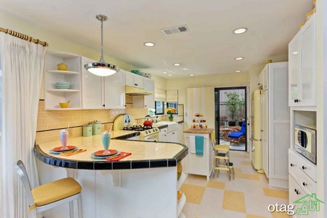 تزیین دکوراسیون آشپزخانه کوچک با رنگ هایی بسیار شاد و جذاب