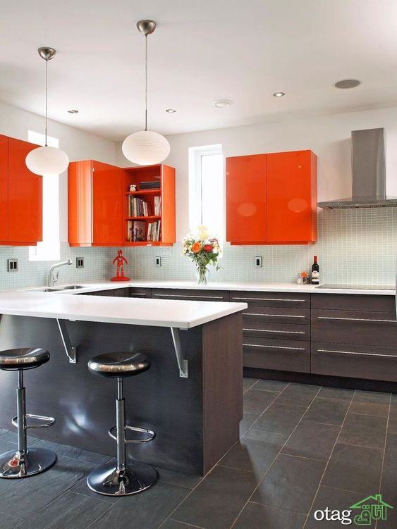 طراحی اصولی دکوراسیون آشپزخانه نارنجی، دیوارها و کابینت ها
