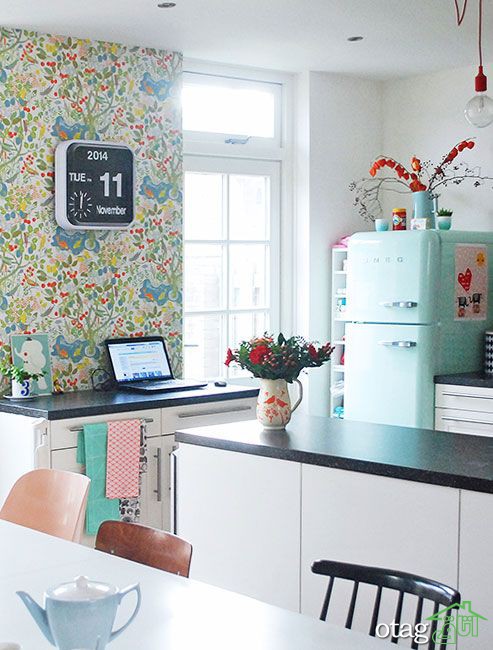 کاغذ دیواری گلدار کلاسیک در طرح های متنوع مناسب آشپزخانه