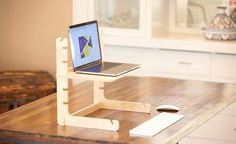 میز لپ تاپ ایستاده برای منزل، محیط اداره و کار + 9 مدل جذاب