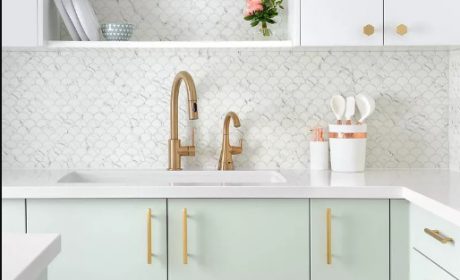 بهترین رنگ کابینت آشپزخانه کوچک برای دلباز نشان دادن فضا