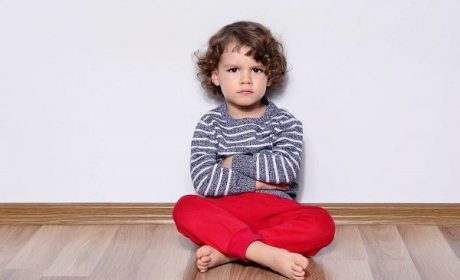 رفتار مناسب والدین با اشتباهات کودکان