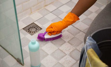 روش تمیز کردن دوغاب حمام و دستشویی با وسایل ساده خانگی
