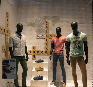 مدل های جدید طراحی ویترین بوتیک مردانه به بهترین شکل ممکن