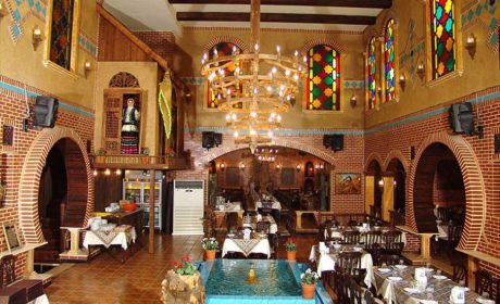 طراحی داخلی رستوران سنتی برای افزایش مشتریان