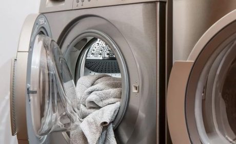 چه مقدار لباس را می توان داخل ماشین لباسشویی انداخت؟