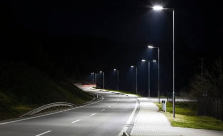 مهم‌ترین نکات برای نورپردازی فضای باز با چراغ خیابانی