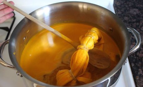 چطور پارچه را با مواد طبیعی رنگ کنیم؟