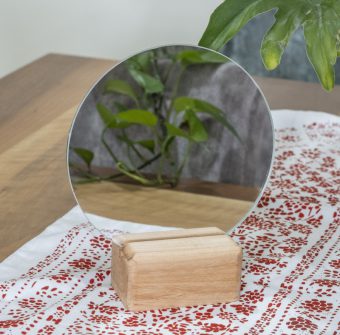 خرید 31 مدل آینه رومیزی بسیار شیک و زیبا