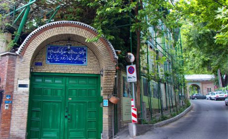 بررسی خانه ها در خیابان فرشته تهران
