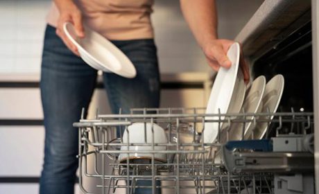 نحوه چیدمان ظروف در ماشین ظرفشویی؛ 5 نکات طلایی و کاربردی