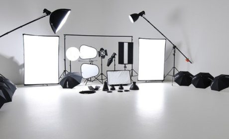 نکات مهم برای انتخاب دوربین مداربسته، سیستم صوتی و تجهیزات نورپردازی حرفه ای