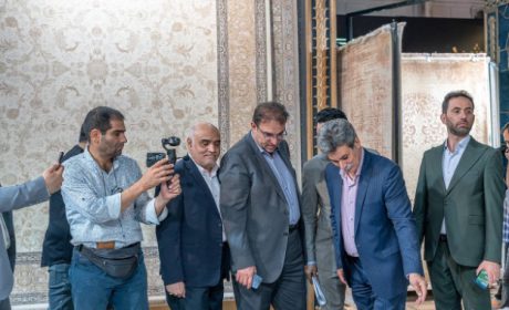 گزارشی از اختتامیه نمایشگاه فرش ماشینی 1403 و درخشش فرش یلدای کویر