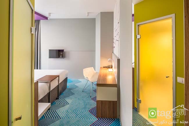دکوراسیون داخلی اتاق هتل با رنگ های بسیار شاد و متنوع