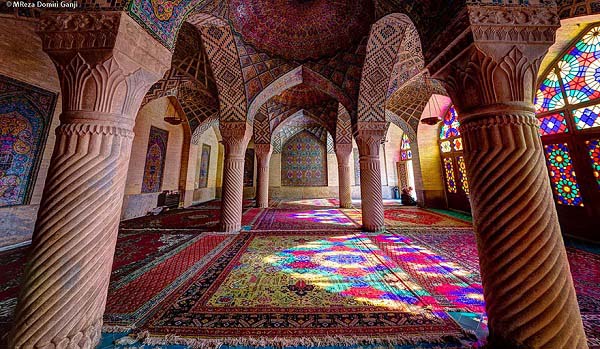 طراحی داخلی وخارجی زیباترین مساجد دنیا / معماری اسلامی طراحی داخلی وخارجی زیباترین مساجد دنیا / معماری اسلامی