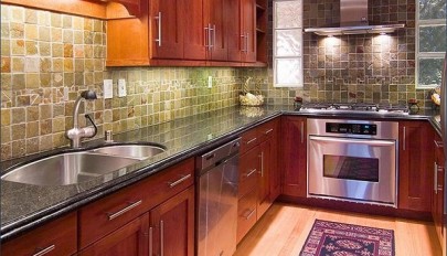 چیدمان آشپزخانه کوچک مدرن و امروزی به روشی زیبا و کاربردی